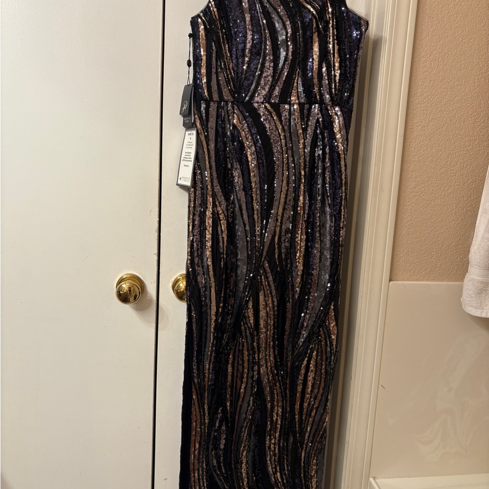 Adrianna Papell Black and Gold Sequin Maxi Dress - Picture 2 of 5
